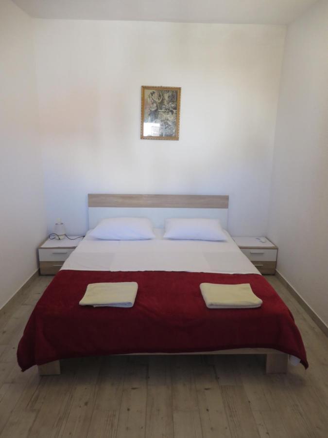 Sweet Sea Apartments Pakostane Bagian luar foto